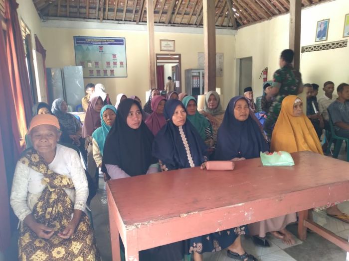 SAMBUTAN CAMAT BULUSPESANTREN PENYALURAN BLT DD BULAN MEI-JUNI  02