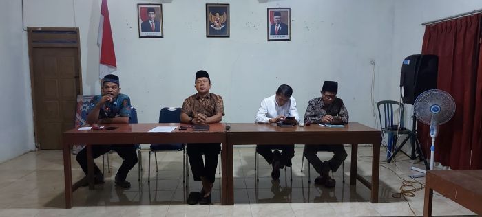 Musyawarah Desa Tentang Rencana Normalisasi Anakan Sungai Pucang( (Kali Gede)  01